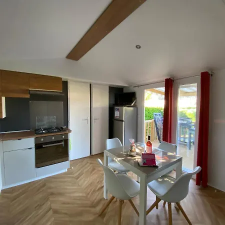 Mobile 64764 Tybreizh Holidays At Les Charmettes 4 Star Without Fun Pass Les Mathes